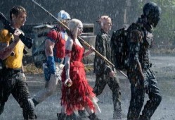 x特遣队在线观看免费,免费在线观影，揭秘超级英雄的黑暗面