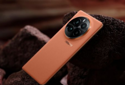 真我gt7pro最新爆料,性能与设计双升级，旗舰新标杆即将揭晓